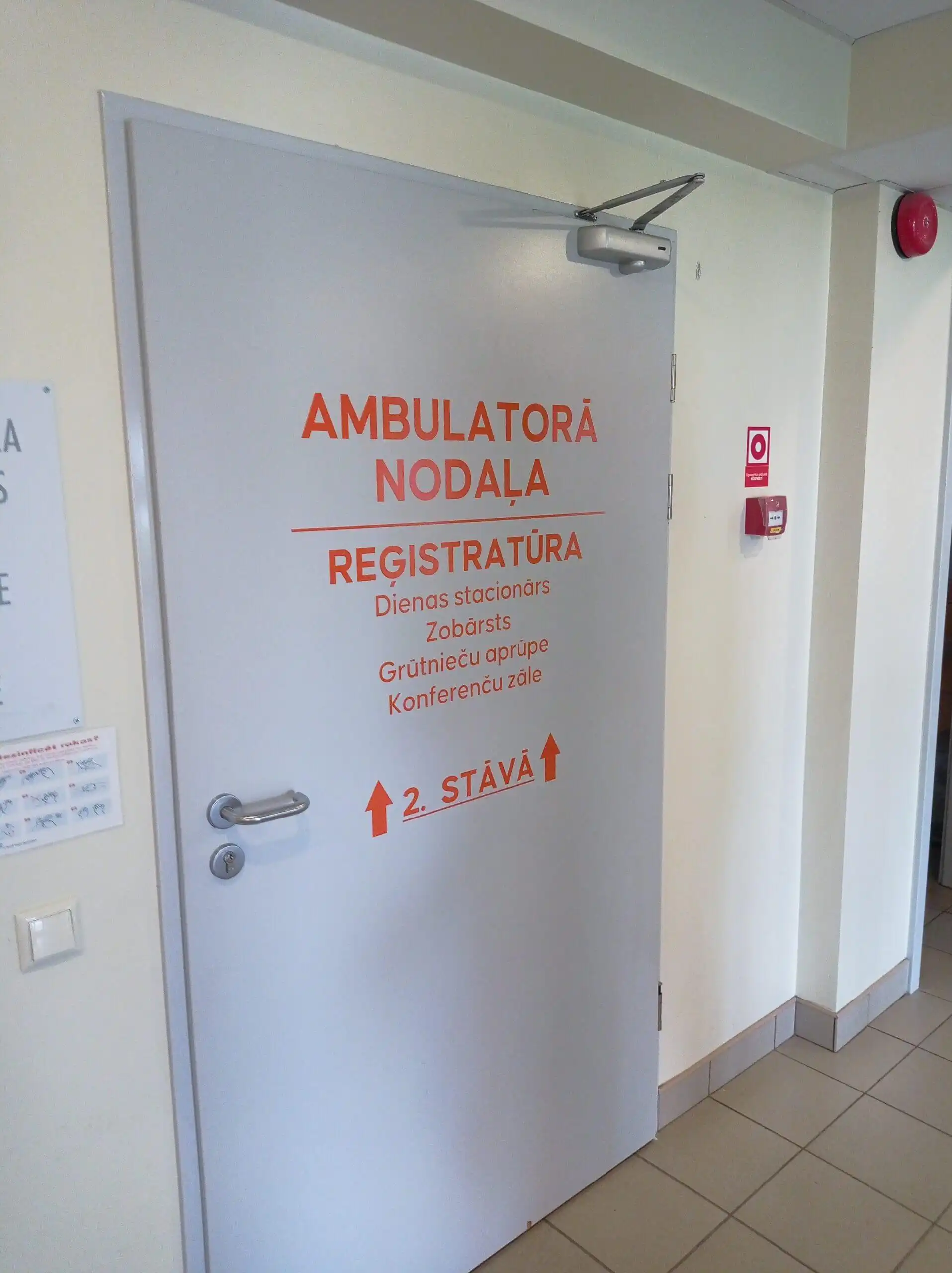 Durvju aplīmēšana Jelgavas slimnīcā